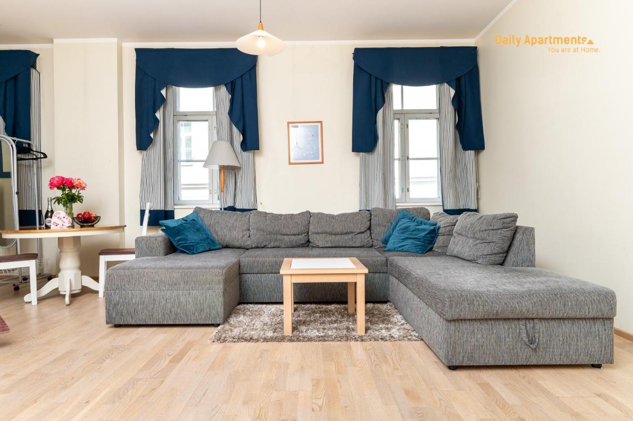 Daily Apartments - Apartment With Bath 탈린 외부 사진
